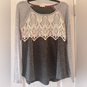 Maurices top